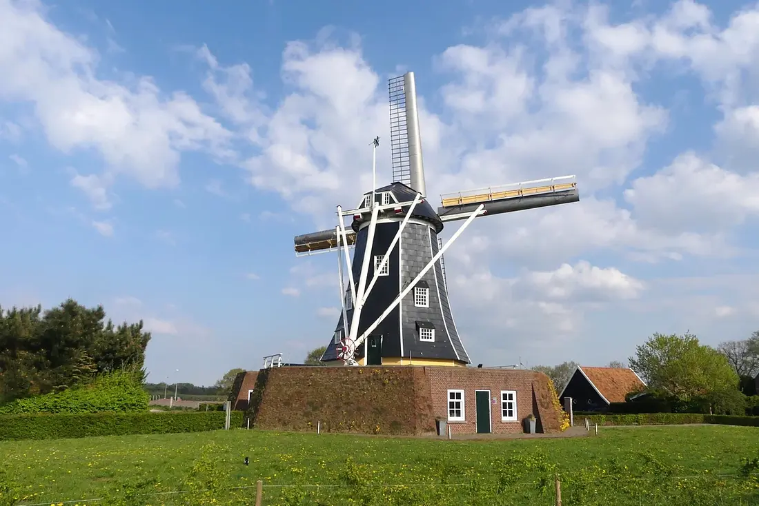 3, Molen 00900 Bataaf (Winterswijk), Piet Glasbergen (23-4-2022) | Database Nederlandse molens