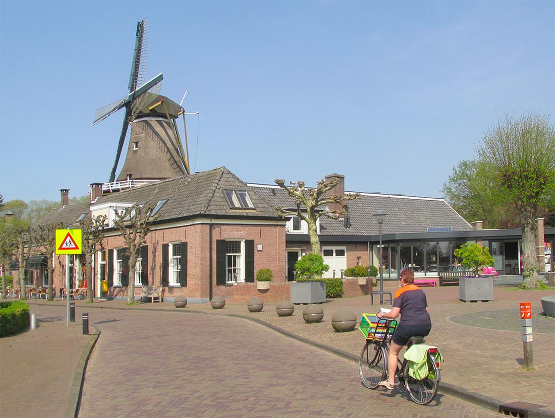 3, Molen 01848 Molen van Fakkert (Hoonhorst), Piet Glasbergen (20-4-2018) | Database Nederlandse molens