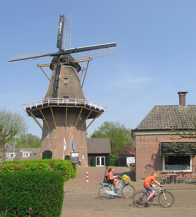 4, Molen 01848 Molen van Fakkert (Hoonhorst), Piet Glasbergen (20-4-2018) | Database Nederlandse molens