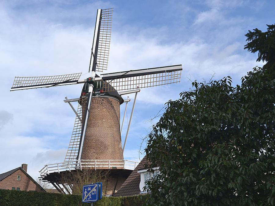 3, Molen 00262 De Renkumse Molen (vh. De Hoop) (Renkum), Rob Pols (9-2-2014). | Database Nederlandse molens