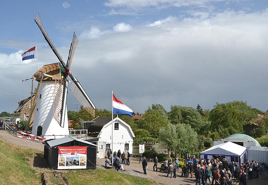 2, Molen 01498 Korenmolen De Regt (Nieuw-Lekkerland), Rob Pols (9-5-2014)De officiële opening op vrijdag 9 mei 2014. | Database Nederlandse molens