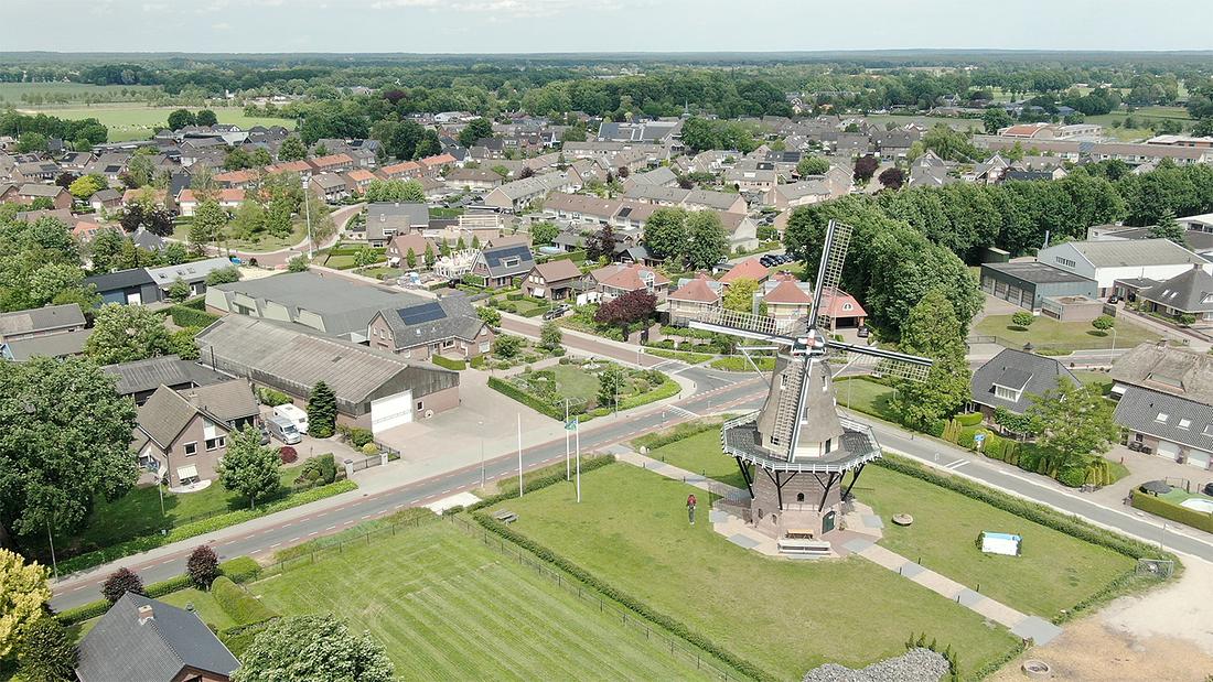 5, Molen 12543 Puurveense Molen (Kootwijkerbroek), Wim Koree (2-6-2019) | Database Nederlandse molens