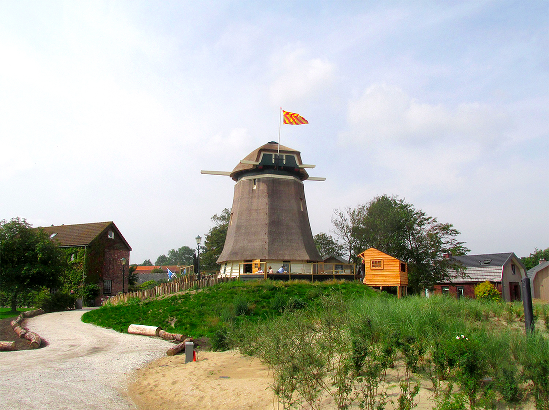 1, Molen 02648 Molen van Berkhout (Egmond aan den Hoef), Piet Glasbergen (16-8-2017) | Database Nederlandse molens