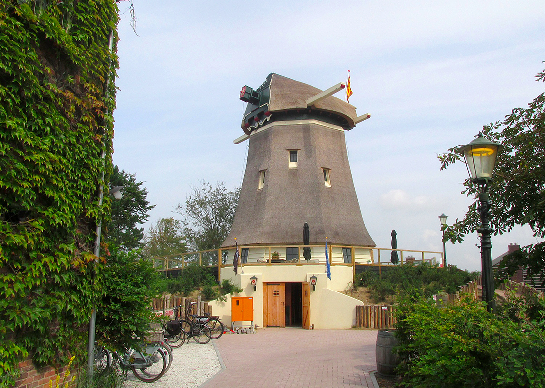 3, Molen 02648 Molen van Berkhout (Egmond aan den Hoef), Piet Glasbergen (16-8-2017) | Database Nederlandse molens