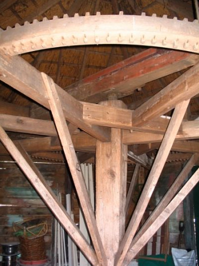 2, Molen 12178 Karnmolen boerderij Het Klein Hoefijzer (Wassenaar), Leo van de Drift (7-2006) | Database Nederlandse molens