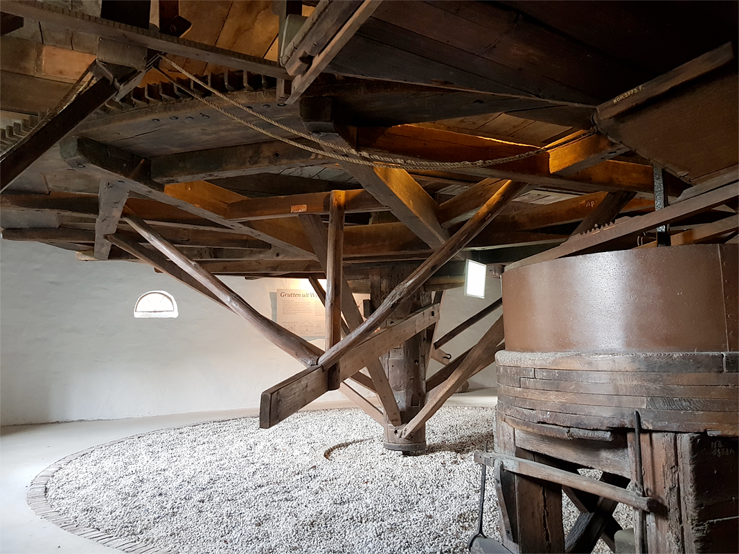 4, Molen 11473 (grutterij) (Arnhem), Pieter Zuijkerbuijk (18-10-2018) | Database Nederlandse molens