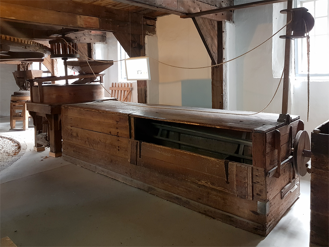 6, Molen 11473 (grutterij) (Arnhem), Pieter Zuijkerbuijk (18-10-2018) | Database Nederlandse molens