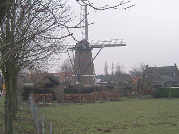2, Molen 01622 Rust na Arbeid (Ven-Zelderheide), Henk Rambach (26-1-2004) | Database Nederlandse molens