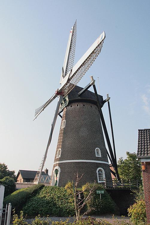 3, Molen 01622 Rust na Arbeid (Ven-Zelderheide), John Scholte (10-9-2012) | Database Nederlandse molens