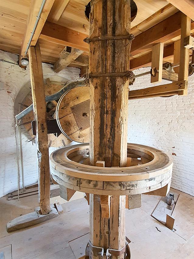 16, Molen 01865 De Oude Molen (Fijnaart), Pieter Zuijkerbuijk (27-5-2020) | Database Nederlandse molens