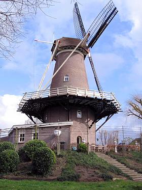 5, Molen 02473 De Beijenkorf (De Hoop) (Maurik), Hans Lägers (17-3-2007). | Database Nederlandse molens