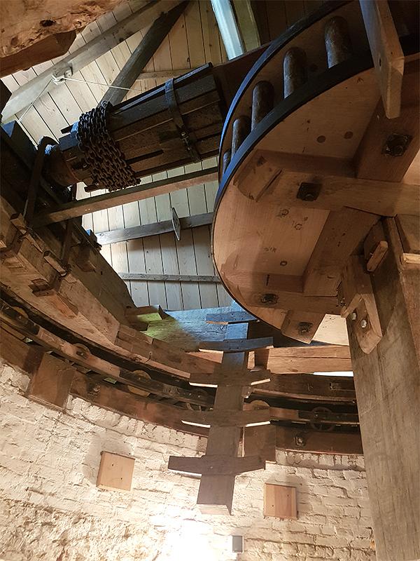16, Molen 03564 De Vijf Gebroeders (Heinkenszand), Pieter Zuijkerbuijk (13-4-2019) | Database Nederlandse molens