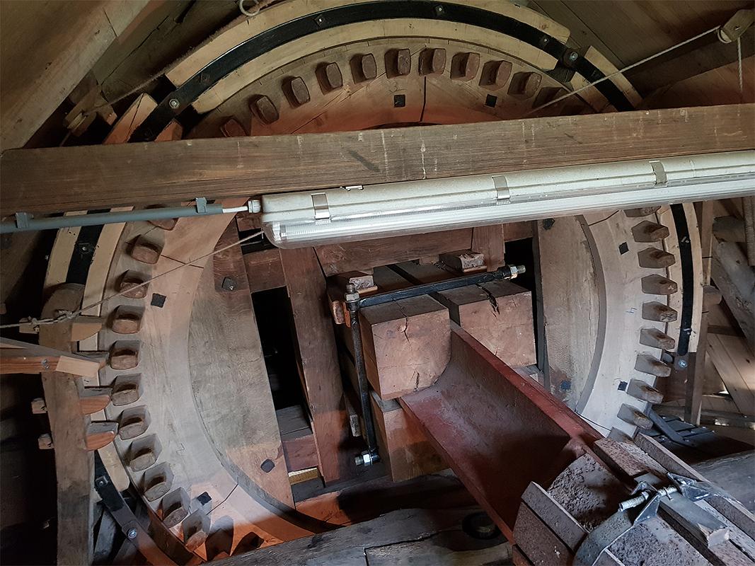 21, Molen 03564 De Vijf Gebroeders (Heinkenszand), Pieter Zuijkerbuijk (13-4-2019) | Database Nederlandse molens
