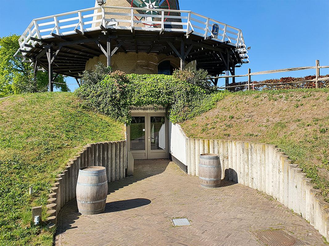 4, Molen 10211 De Windhond (Soest), Pieter Zuijkerbuijk (6-5-2020) | Database Nederlandse molens