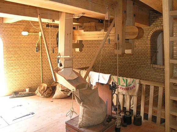 10, Molen 10211 De Windhond (Soest), Willem Jans (18-5-2008) | Database Nederlandse molens