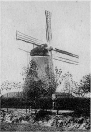 Molen 02698 (korenmolen) (Brucht), Detail van onderstaande ansichtkaart | Database Nederlandse molens