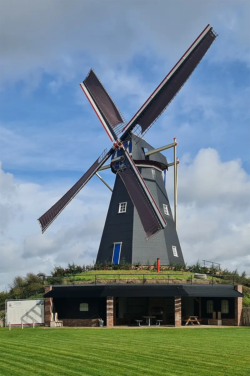 Molen 11830 De Zwaan (Vinkel), Pieter Zuijkerbuijk (2-10-2022) | Database Nederlandse molens