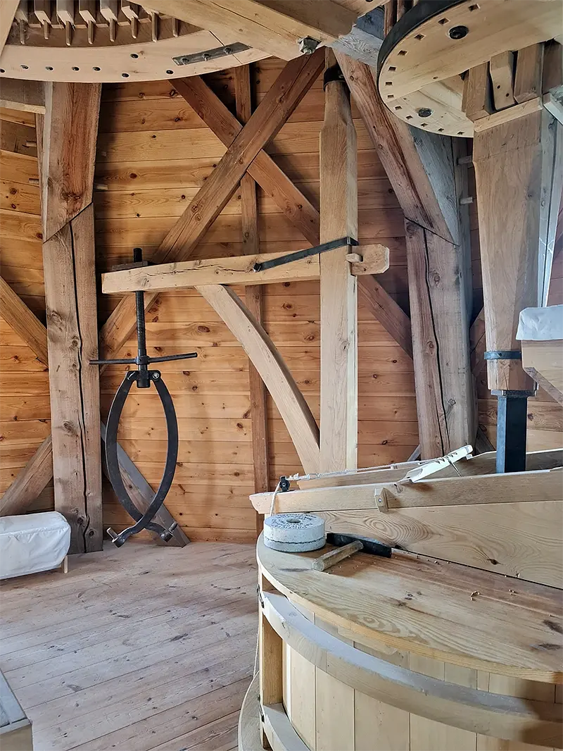 17, Molen 11830 De Zwaan (Vinkel), Pieter Zuijkerbuijk (2-10-2022) | Database Nederlandse molens