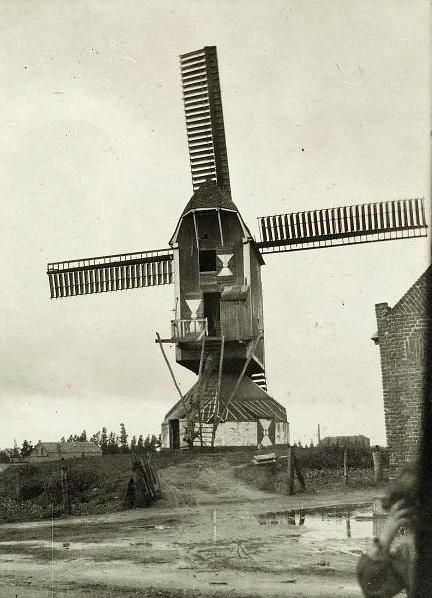 1, Molen 02777 c Buitenmolen / Rumoldusmolen (Weert), Foto: coll. DHM | Database Nederlandse molens