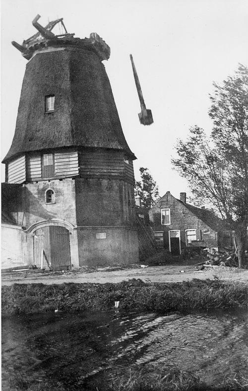 3, Molen 00106 De Hoop (Bunschoten), Foto: coll. W.A. Korpershoek | Database Nederlandse molens