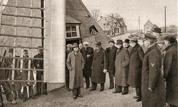 2, Molen 00268 Thornsche Molen / Torense Molen (Persingen), Opening na de restauratie, 27 nov. 1941 | Database Nederlandse molens