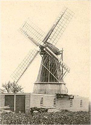 Molen 03130 a Zaagmolen van de gebr. Kremer (Hengelo), deel onderstaande ansichtkaart | Database Nederlandse molens