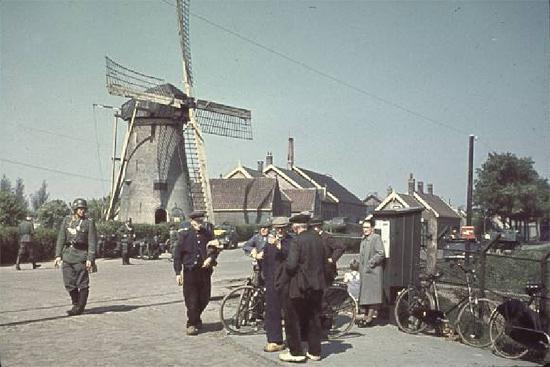 2, Molen 02766 De Kersenboom (Rijsoord), Foto: mei-dagen 1940, de beelden spreken voor zich... | Database Nederlandse molens