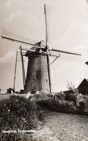 1, Molen 01910 Molen van Schelling (Heenvliet), Ansichtkaart coll. H.Noot | Database Nederlandse molens