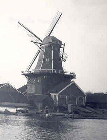 Molen 00048 De Palmboom (Zwammerdam), Foto: n.n., collectie Dick Kenbeek | Database Nederlandse molens