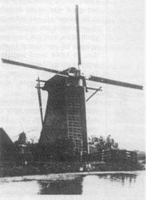 Molen 00960 Oude Gelderswoudsche polder, De Steenen Beer (Zoeterwoude), Deel onderstaande foto: n.n. | Database Nederlandse molens