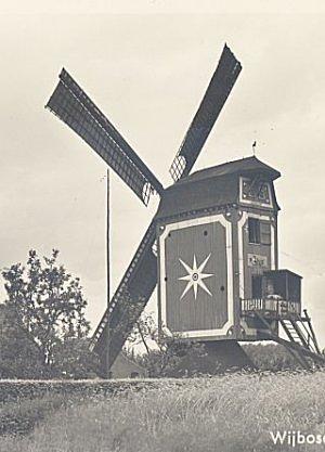 Molen 01554 De Zwaluw (Wijbosch), Ansichtkaart uitg. Boekhandel vd Wiel/ ca 1940collectie P. v.d. Berg | Database Nederlandse molens