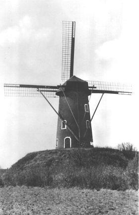 Molen 01928 Molen van Nuland (Nuland), Foto:Ir.W.Voerman, collectie H.v.d.Woude | Database Nederlandse molens