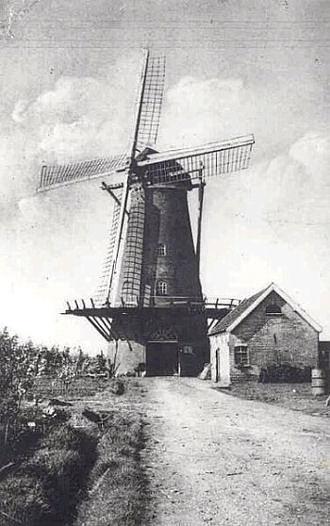 Molen 01903 De Haas (Hellevoetsluis), Foto: n.n., opname ca 1930 | Database Nederlandse molens