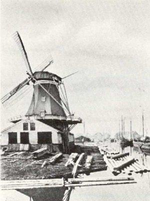 Molen 06491 x De Kat (Amsterdam), 1. Stereofoto van ca. 1866 | Database Nederlandse molens