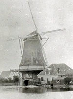 Molen 06904 t Het Bosch / Het Bosch in het Anker / Het Anker / De Vriendschap (Weesp), Detail van onderstaande foto | Database Nederlandse molens