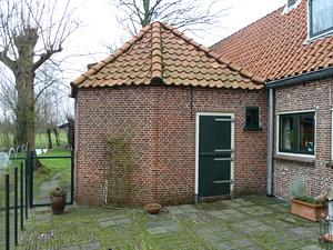 Molen 12823 (karnmolen) (Voorschoten), Foto: T. Slings, opname 26-12-2012 | Database Nederlandse molens