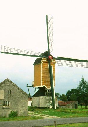 2, Molen 06400 Molen Van Dieten (2e plek) (Volkel), Foto: Nico Jurgens, opname september 1972 | Database Nederlandse molens