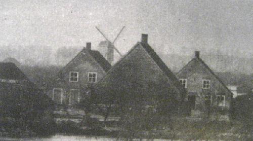 2, Molen 02621 c Molen van Onsenoort (Nieuwkuijk), _nn, 30 dec. 1880 na dijkdoorbraak (coll. K. Fitters) | Database Nederlandse molens