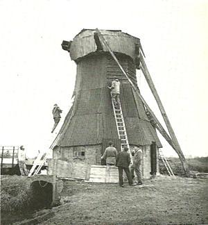 Molen 00429 Polder Zwakkenburg, Zwakkenburger Watermolen (Noordhorn), Afbeelding: Groninger Molenboek | Database Nederlandse molens