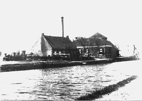 2, Molen 04427 d Molen van Hofman / Kiek-in-de-pot (Enumatil), Foto: n.n., ca. 1900, coll. B. Heijenga | Database Nederlandse molens