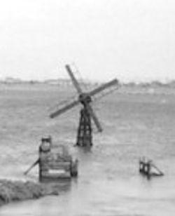 Molen 16861 (weidemolen) (Nieuwendijk), Detail van onderstaande foto | Database Nederlandse molens