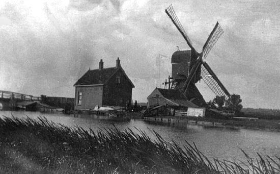 1, Molen 02486 Munnikkenpolder, Munnikkenmolen (Leiderdorp), Foto: n.n., ca. 1931 (coll. fam. Borreman) | Database Nederlandse molens
