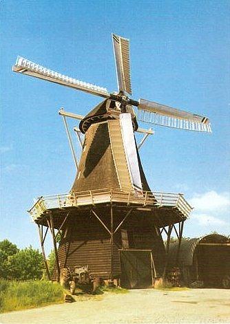 3, Molen 04439 Windlust (Burum/ Boerum), Prentbriefkaart aug. 1975 (coll. H. Noot) | Database Nederlandse molens