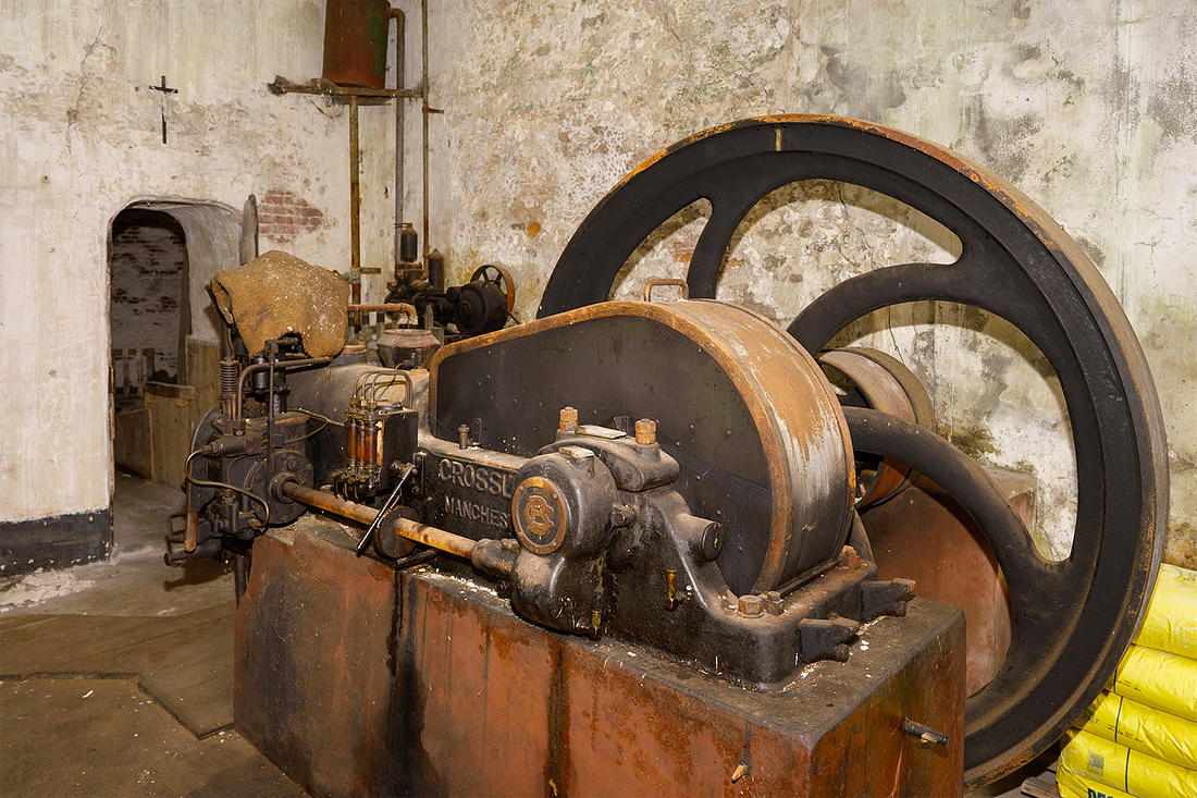Motor 116175, Crossley, Marcel van Nies (12-11-2016) | Database Nederlandse molens