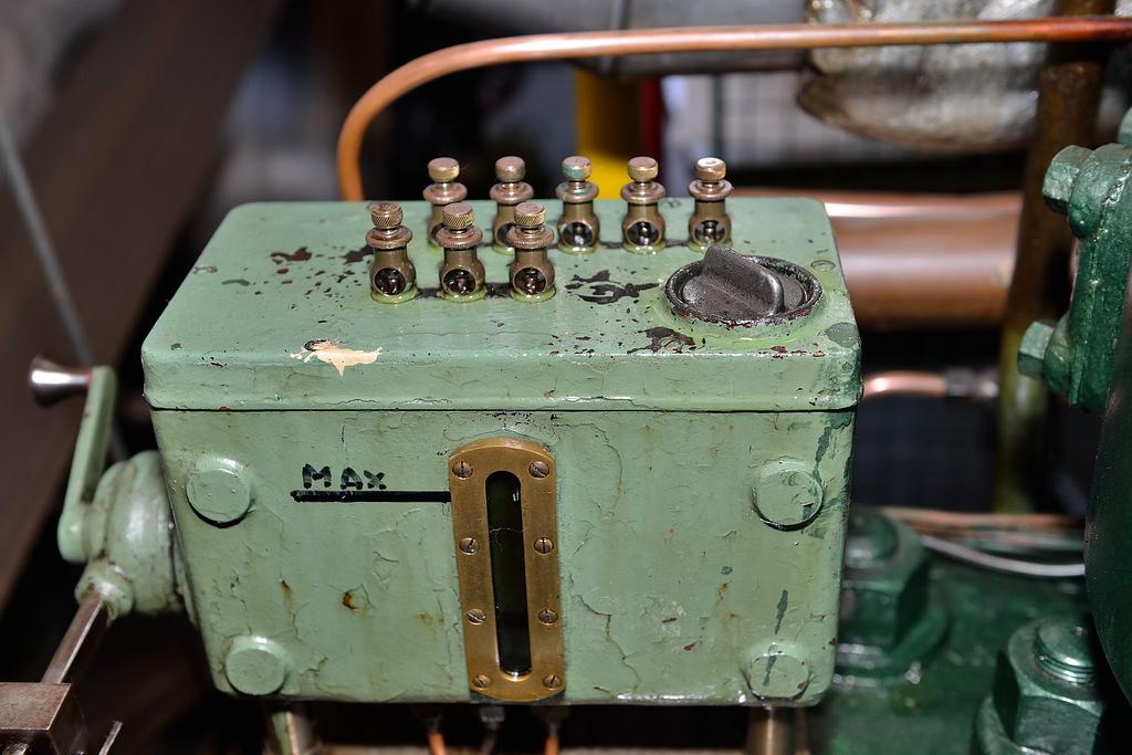 3, Motor 3034, De Industrie, F. Hoogreef (19-11-2016). | Database Nederlandse molens