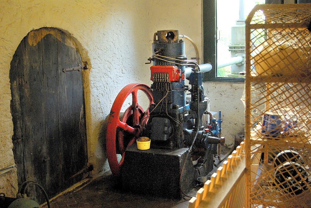 6, Motor 151366, Deutz, R. Troost (08-11-2015) | Database Nederlandse molens
