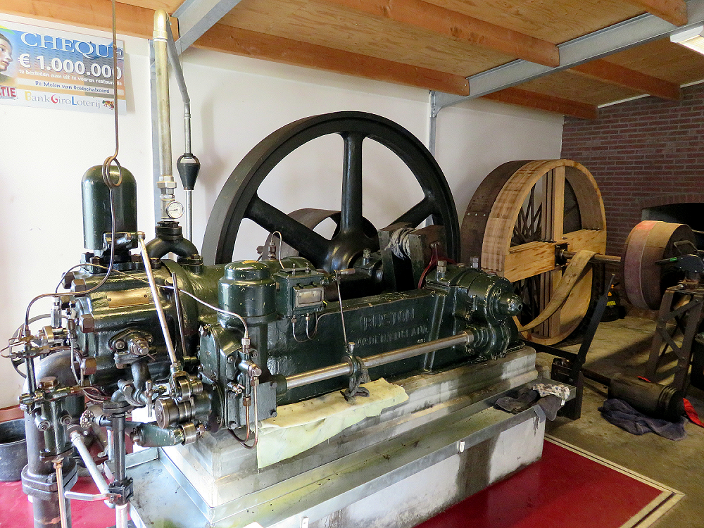 Motor 164300, Ruston & Hornsby, William Bouter (20-10-2018) | Database Nederlandse molens