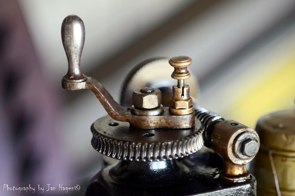 2, Motor ?, Frans Smulders, Jan Hagen (05-04-2018) | Database Nederlandse molens