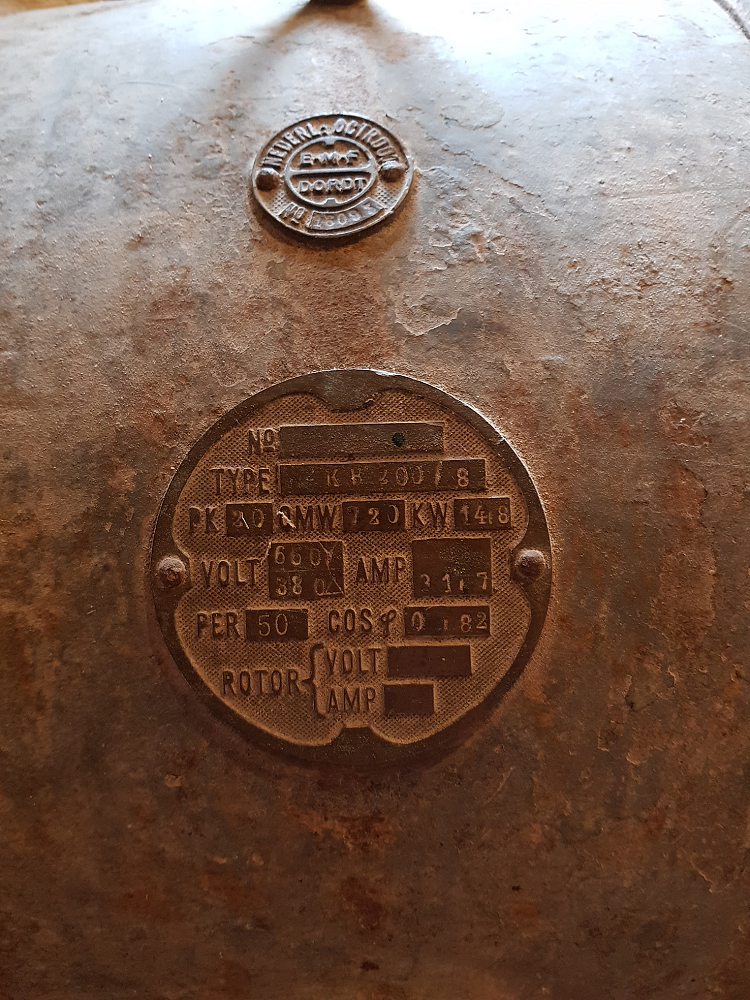 4, Motor ?, E.M.F. Dordt, Pieter Zuijkerbuijk (02-02-2019) | Database Nederlandse molens