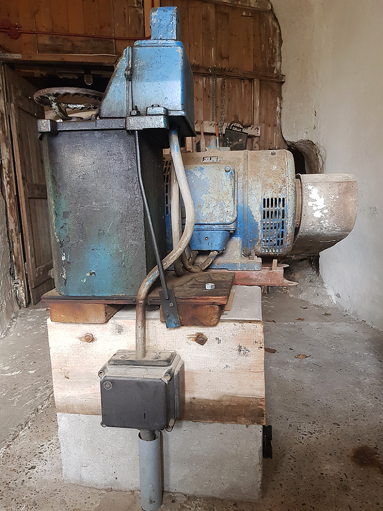 1, Motor A815203, Brown, Boveri & Cie, Pieter Zuijkerbuijk (09-03-2019) | Database Nederlandse molens
